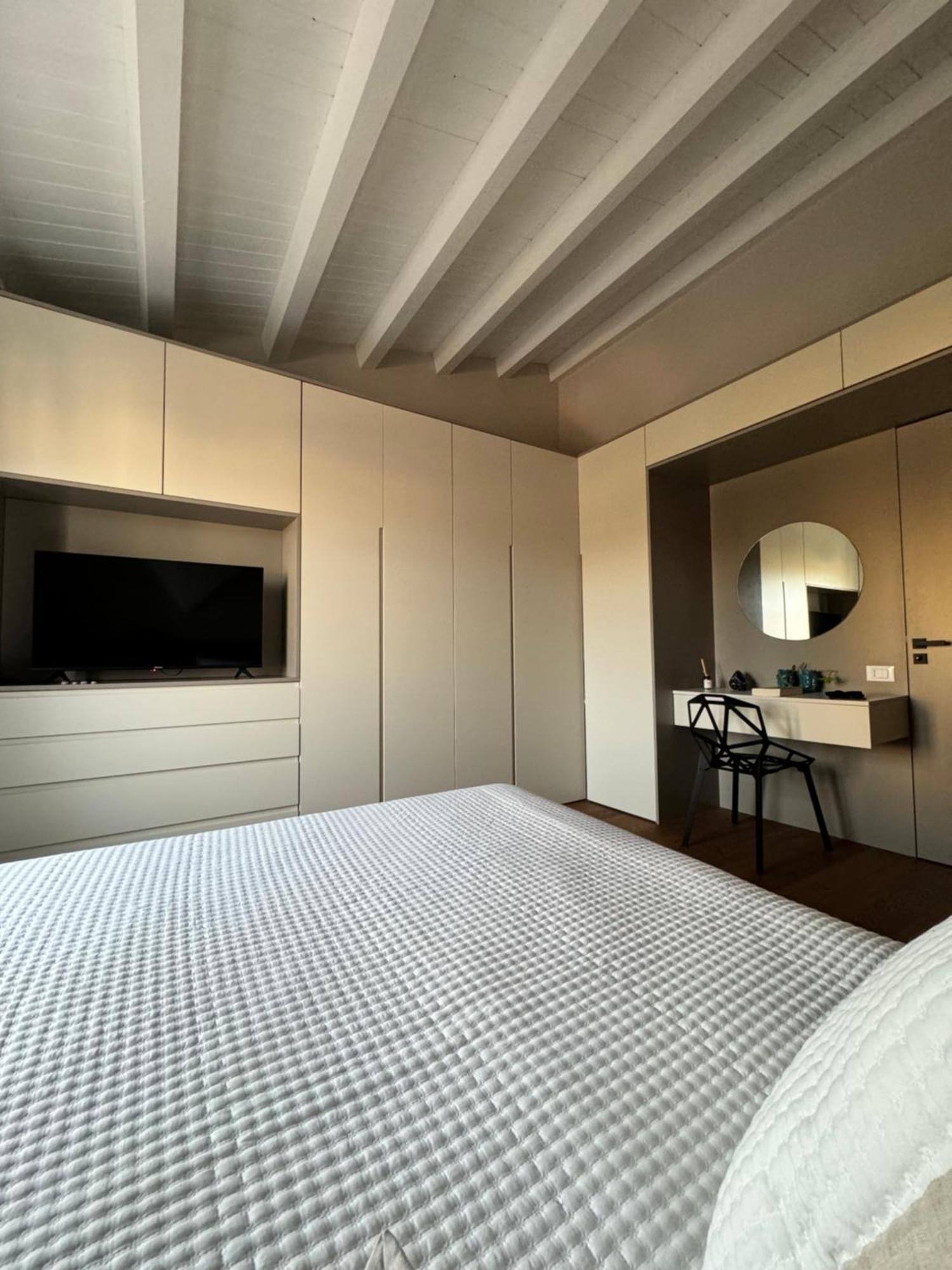 A Cala Suite & Apartment パレルモ エクステリア 写真